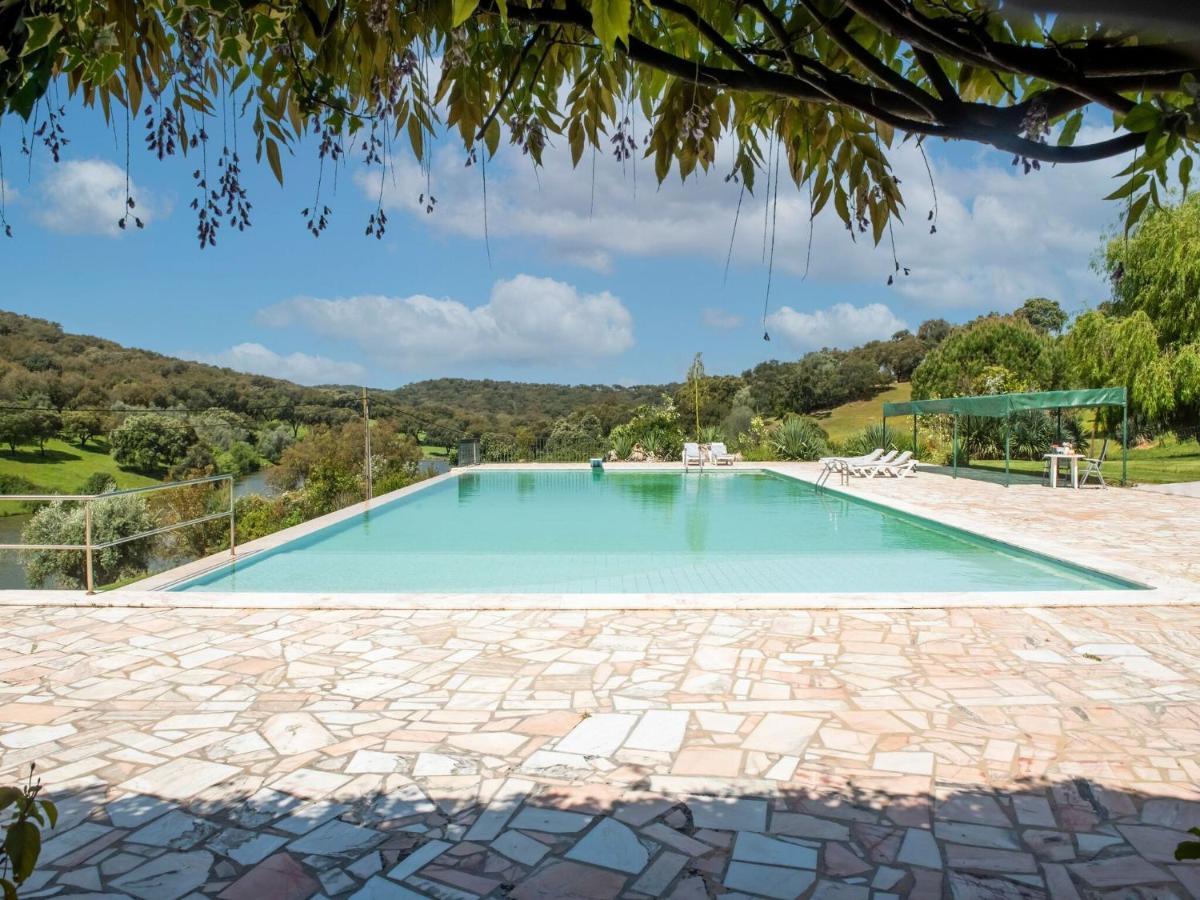 House With Authentic Tiling And Antique Furniture Villa Montemor-o-Novo Exterior foto