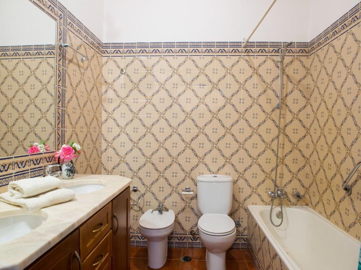 House With Authentic Tiling And Antique Furniture Villa Montemor-o-Novo Exterior foto