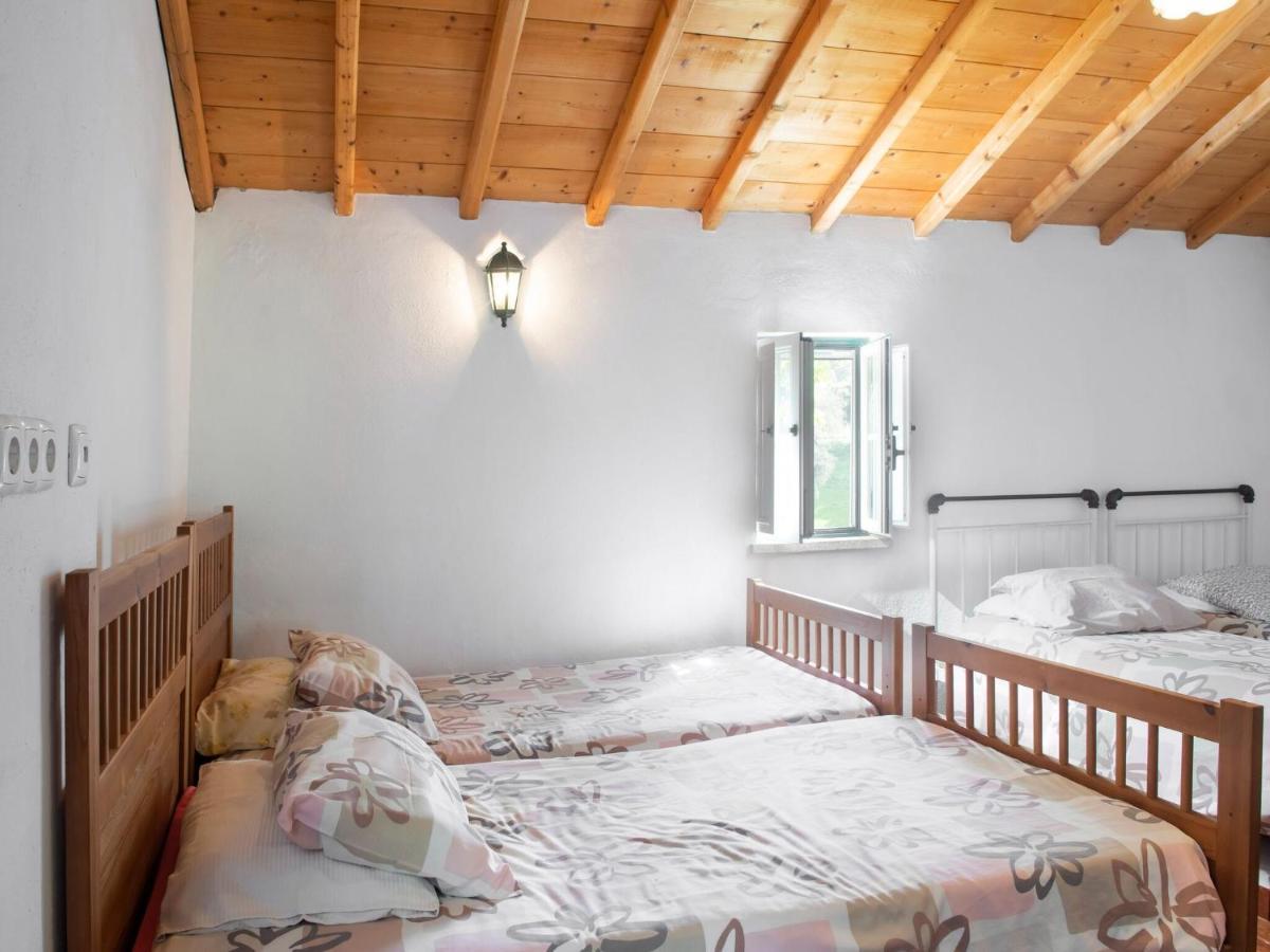 House With Authentic Tiling And Antique Furniture Villa Montemor-o-Novo Exterior foto
