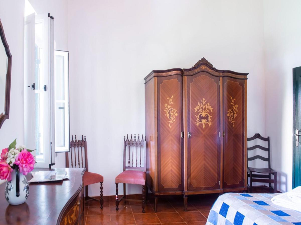 House With Authentic Tiling And Antique Furniture Villa Montemor-o-Novo Exterior foto