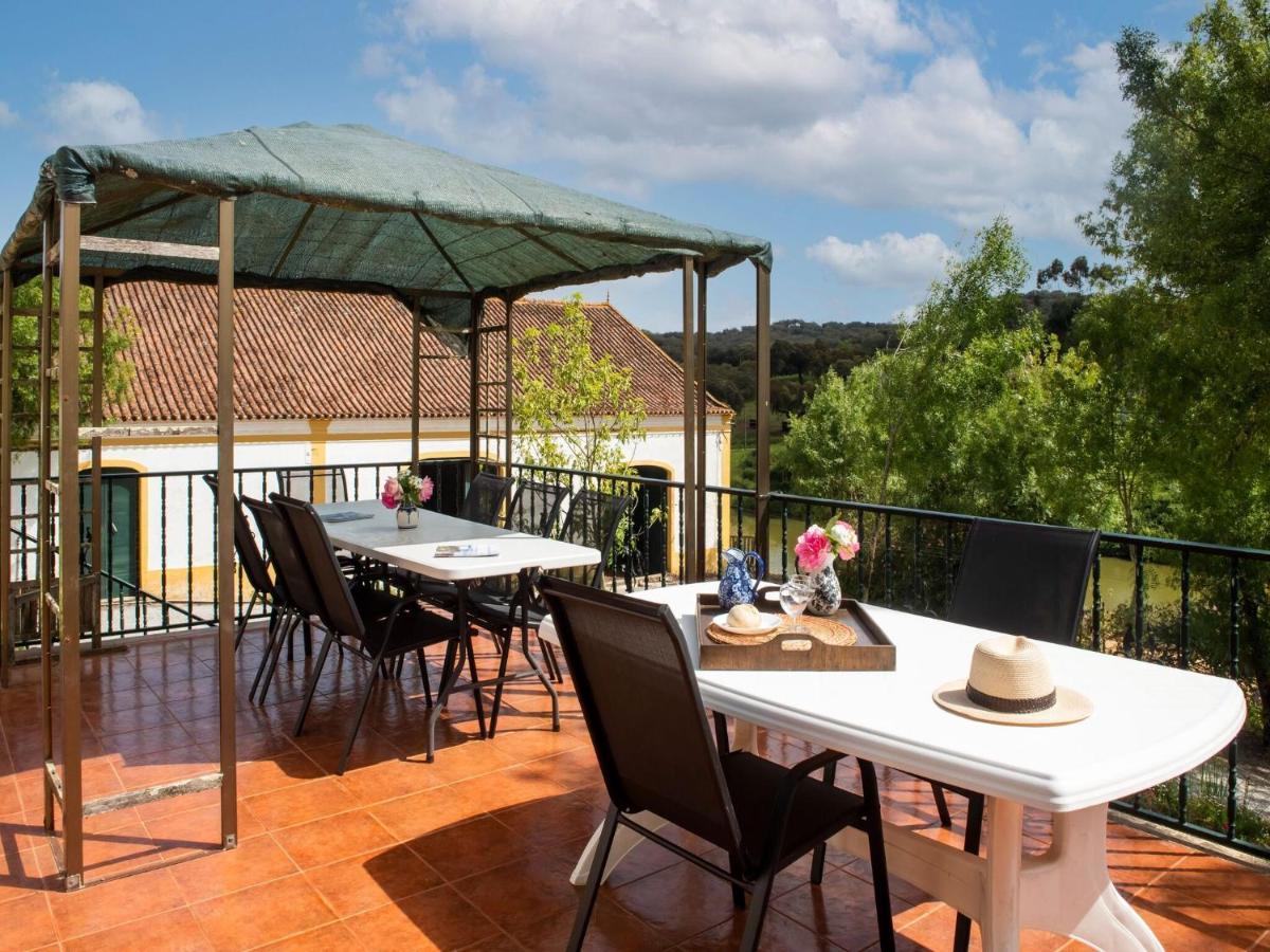 House With Authentic Tiling And Antique Furniture Villa Montemor-o-Novo Exterior foto